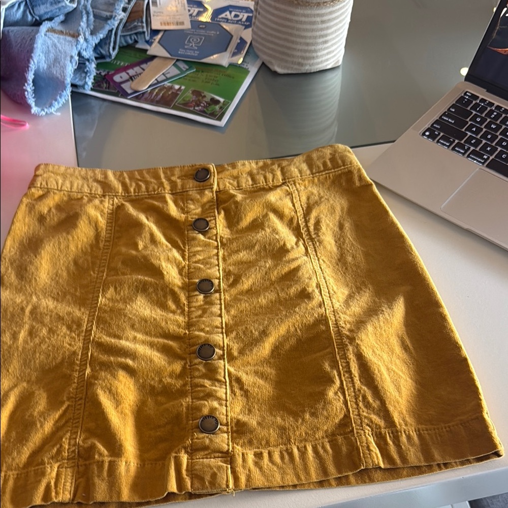 Copper Key Gold Mini Skirt Casual Resort Wear